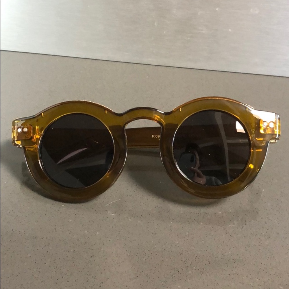 Green Sunglasses Round